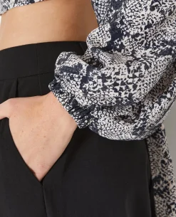 Blouse Courte Avec Découpe Dos Motif Python - Marron