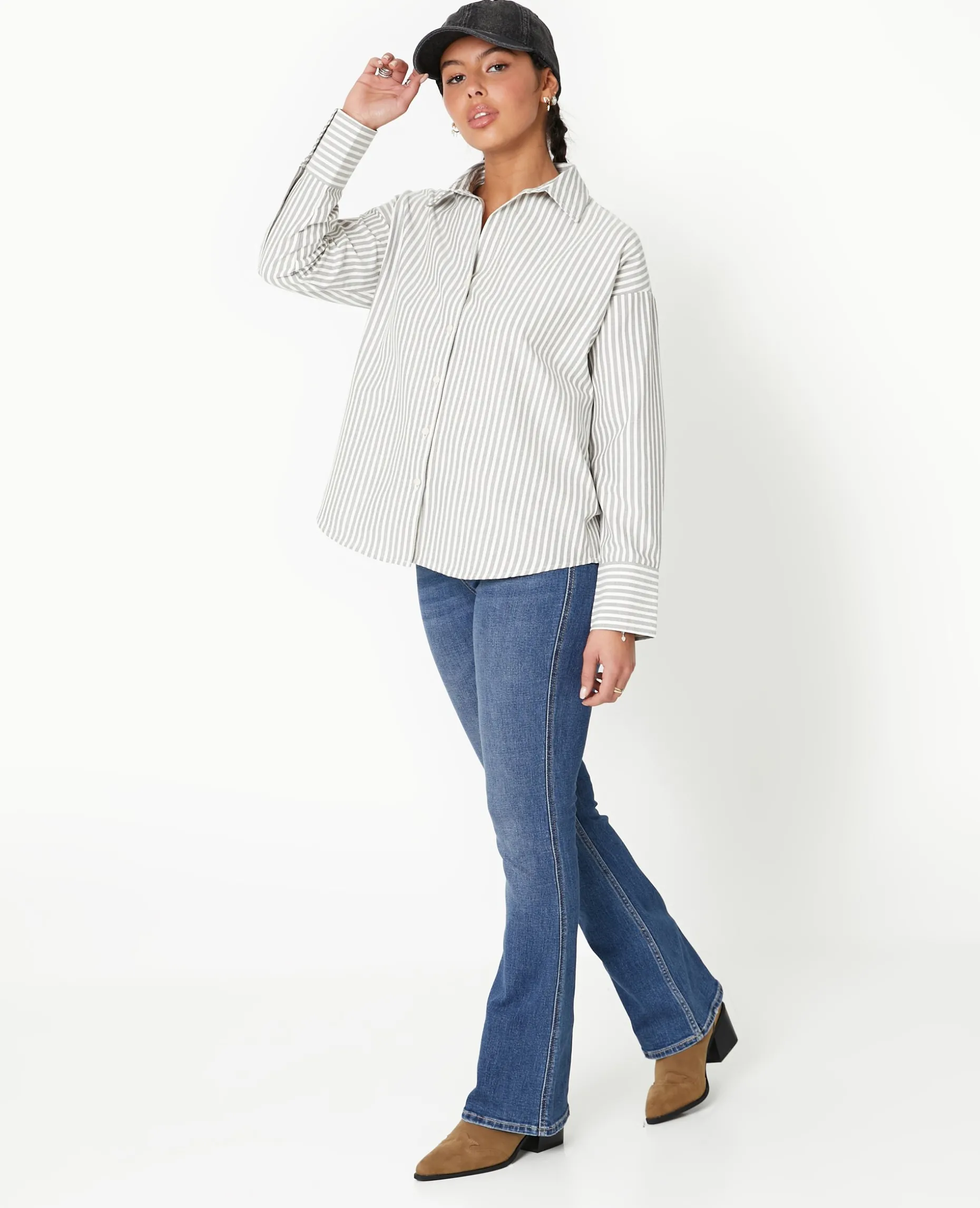 Chemise Oversize Rayée Avec Col Ouvert - Gris Foncé