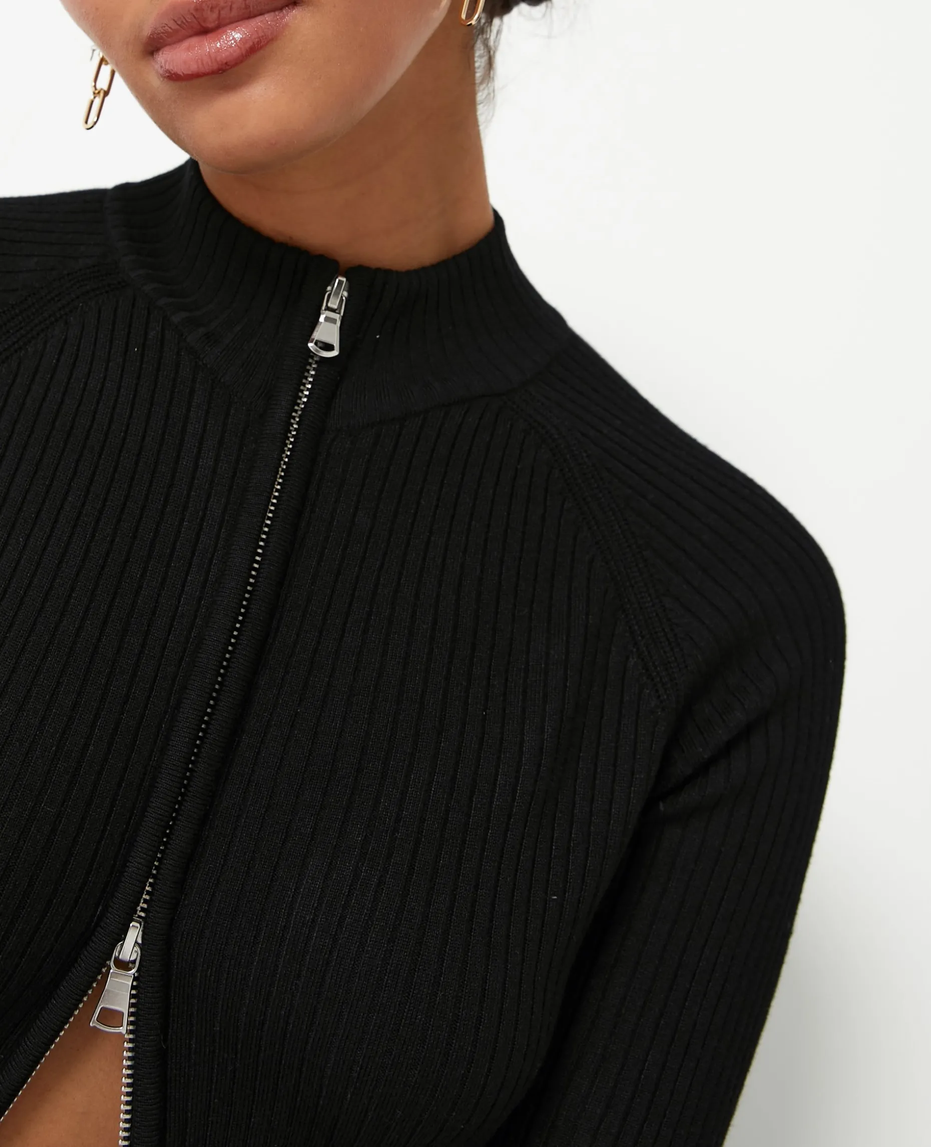 Gilet Long En Maille Côtelée Avec Col Montant - Noir