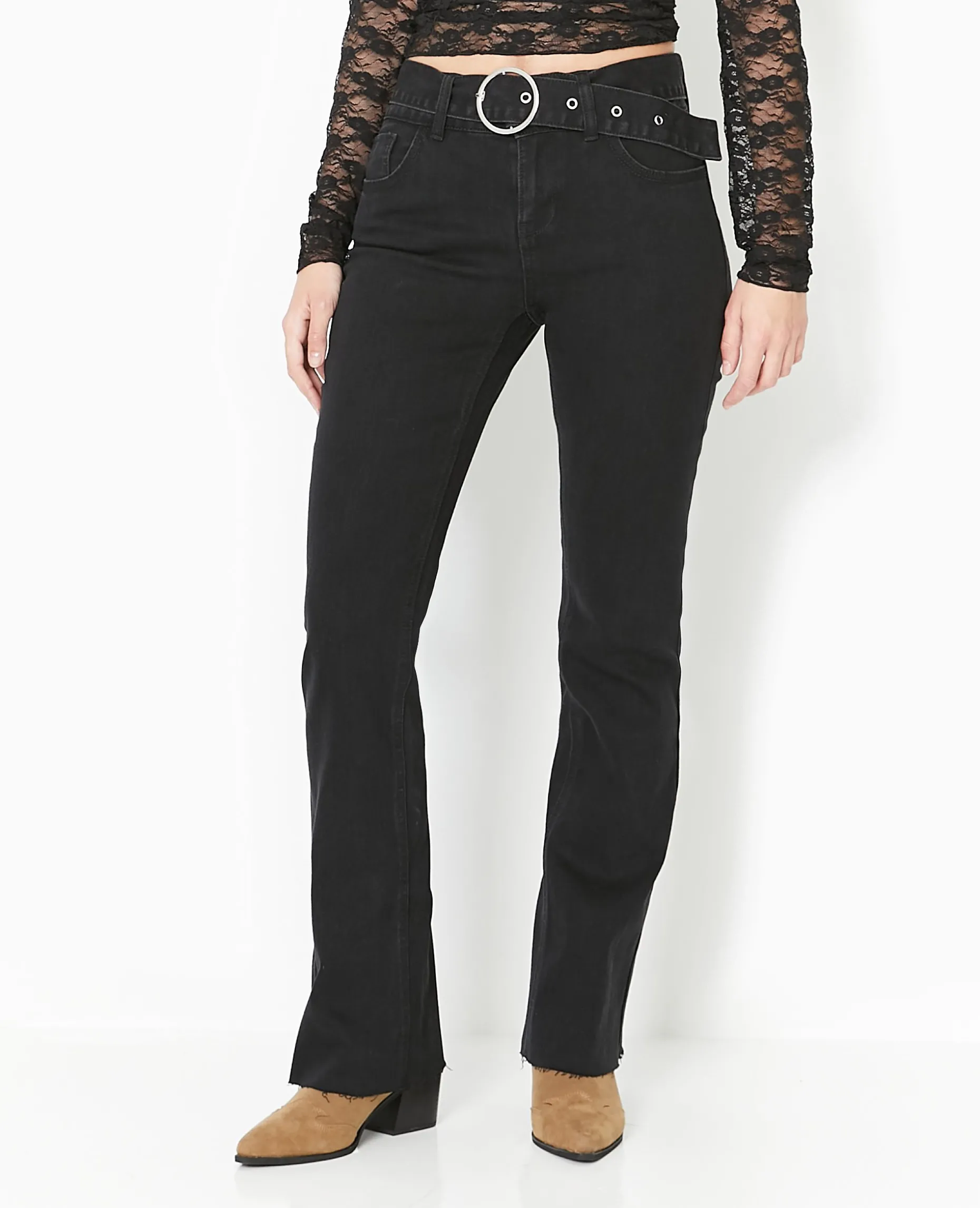 Jean Flare Taille Basse Avec Ceinture - Noir