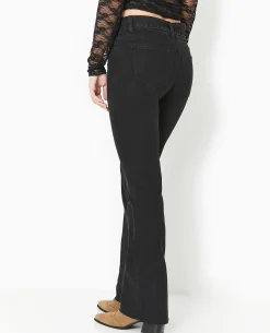 Jean Flare Taille Basse Avec Ceinture - Noir