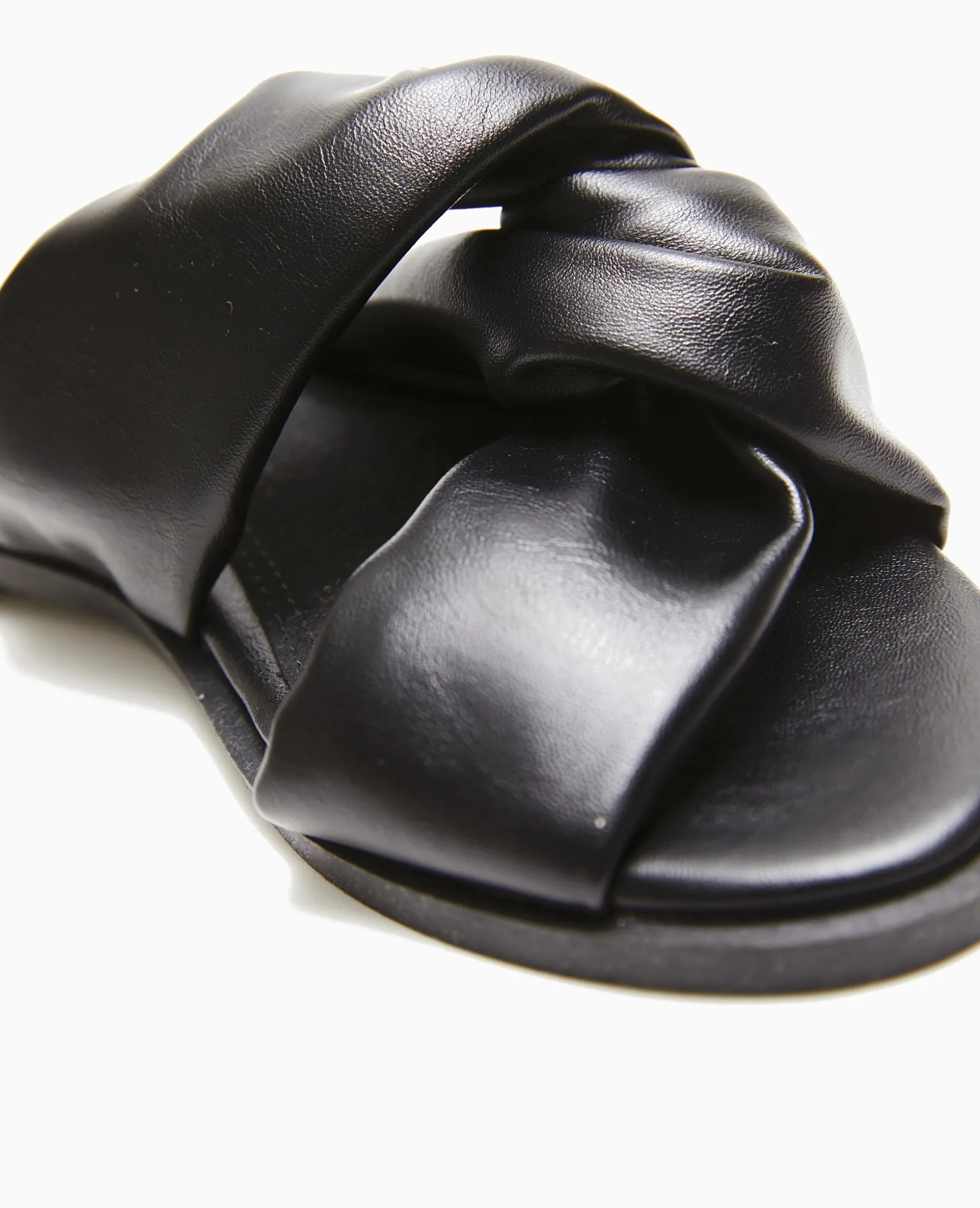 Mules Plates Avec Brides Entremêlées - Noir