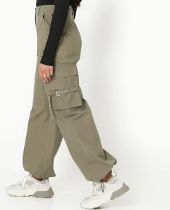 Pantalon Cargo Avec Poches Et Sangles - Vert Kaki