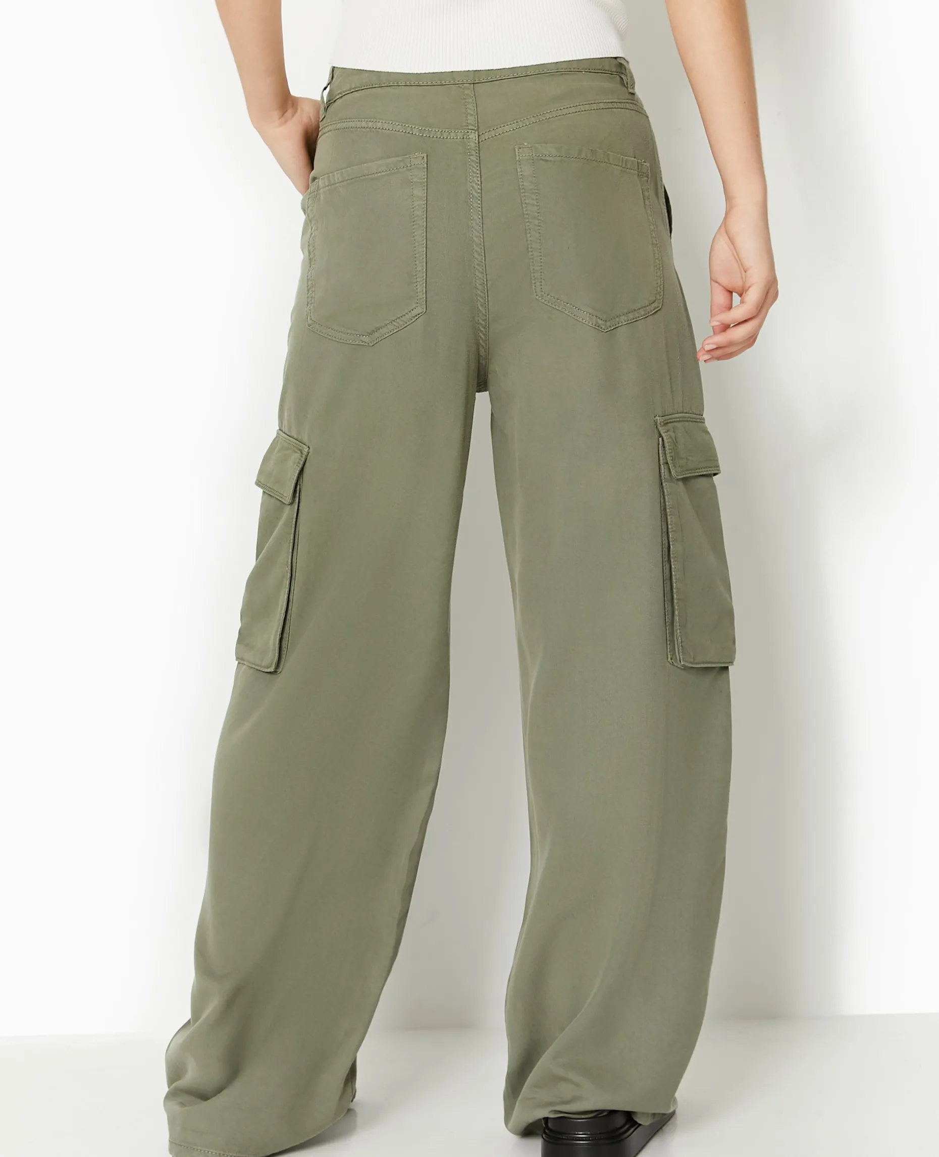 Pantalon Cargo En Tissu Fluide Tencel - Vert Kaki