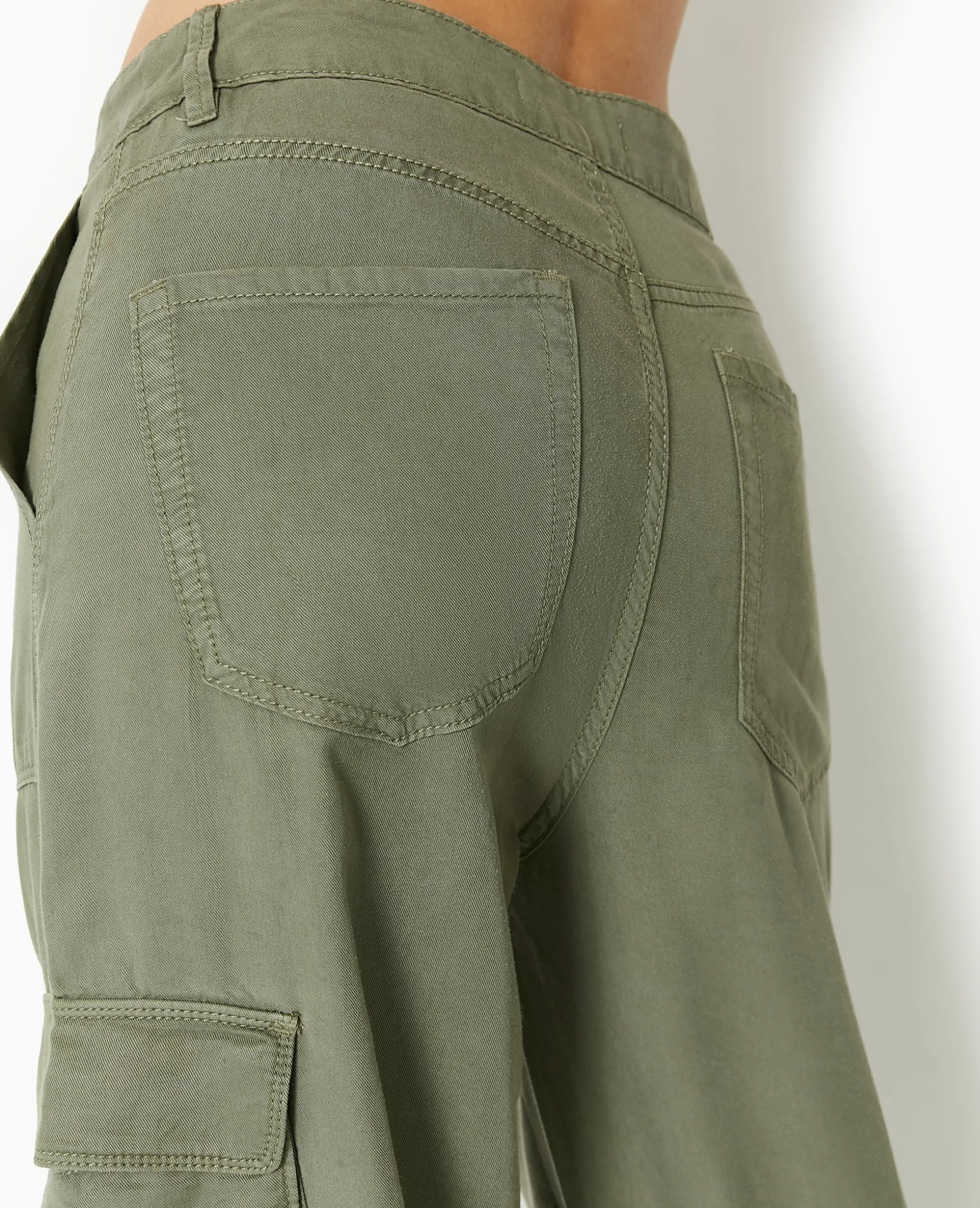 Pantalon Cargo En Tissu Fluide Tencel - Vert Kaki