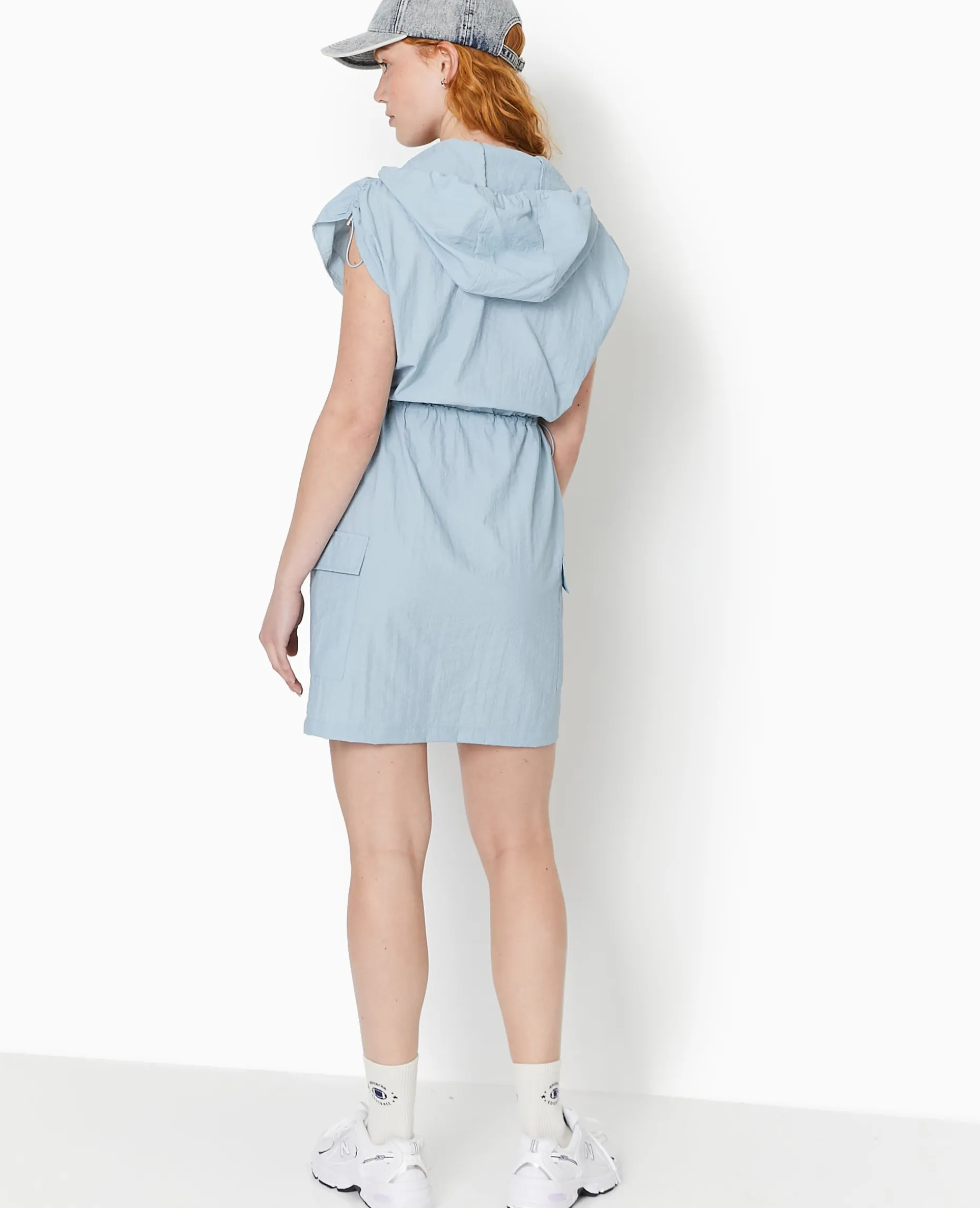 Robe Courte Boutonnée Avec Liens Et Stoppeurs - Bleu