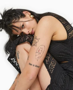 Robe Longue Asymétrique En Maille Façon Dentelle - Noir
