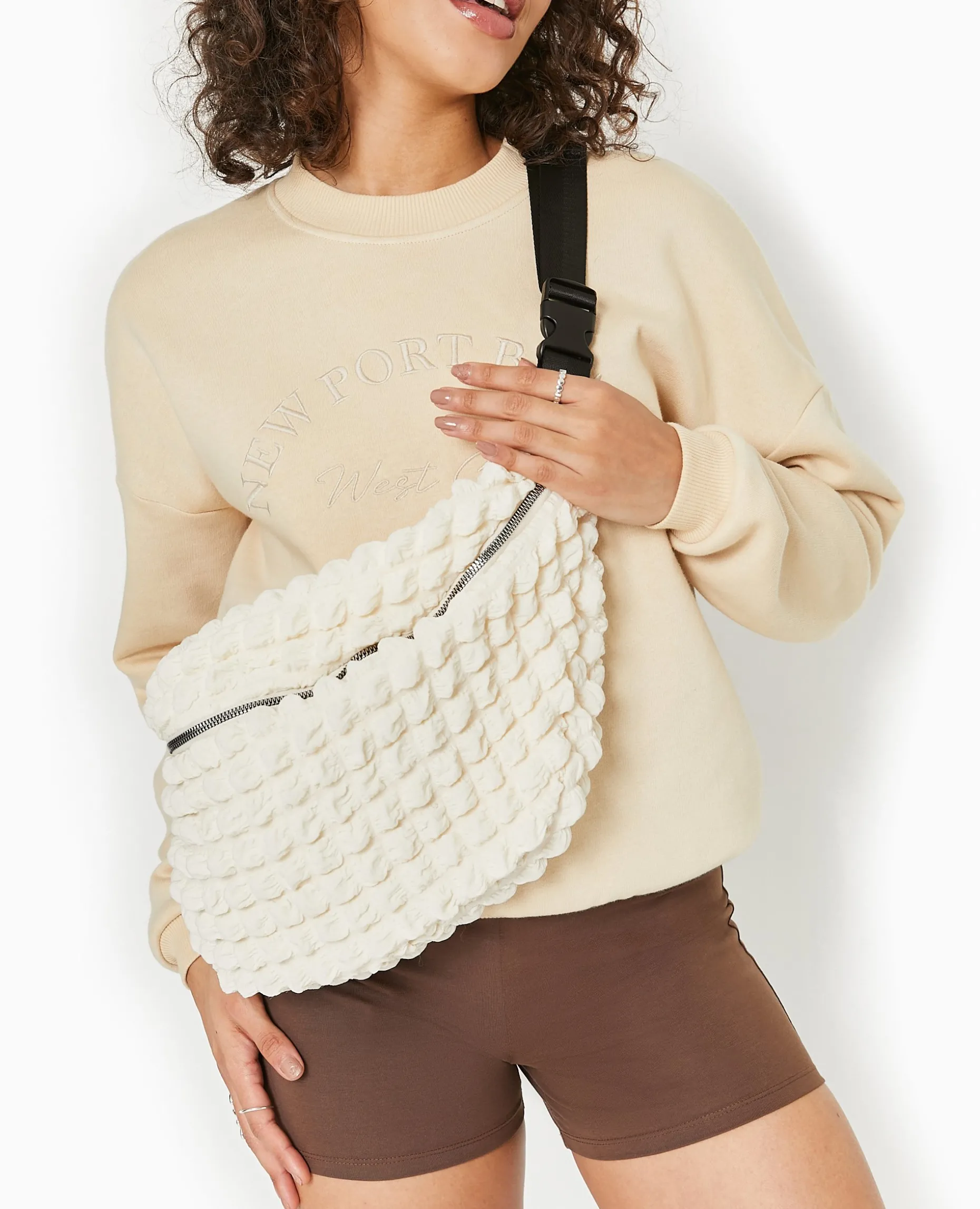 Sac Banane XXL En Tissu Texturé Gaufré - écru