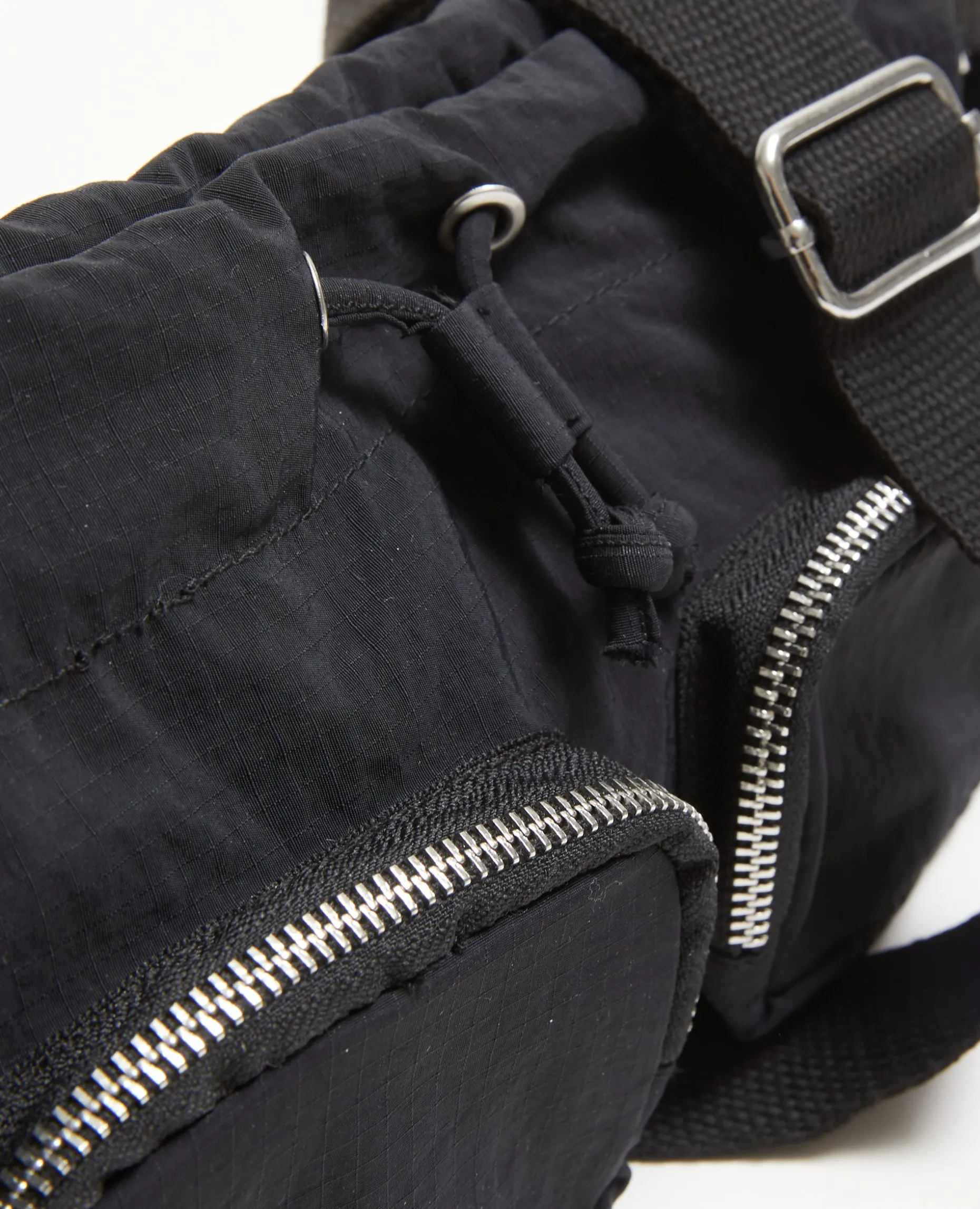 Sac Souple En Nylon Avec Poches Et Lien Coulissant - Noir