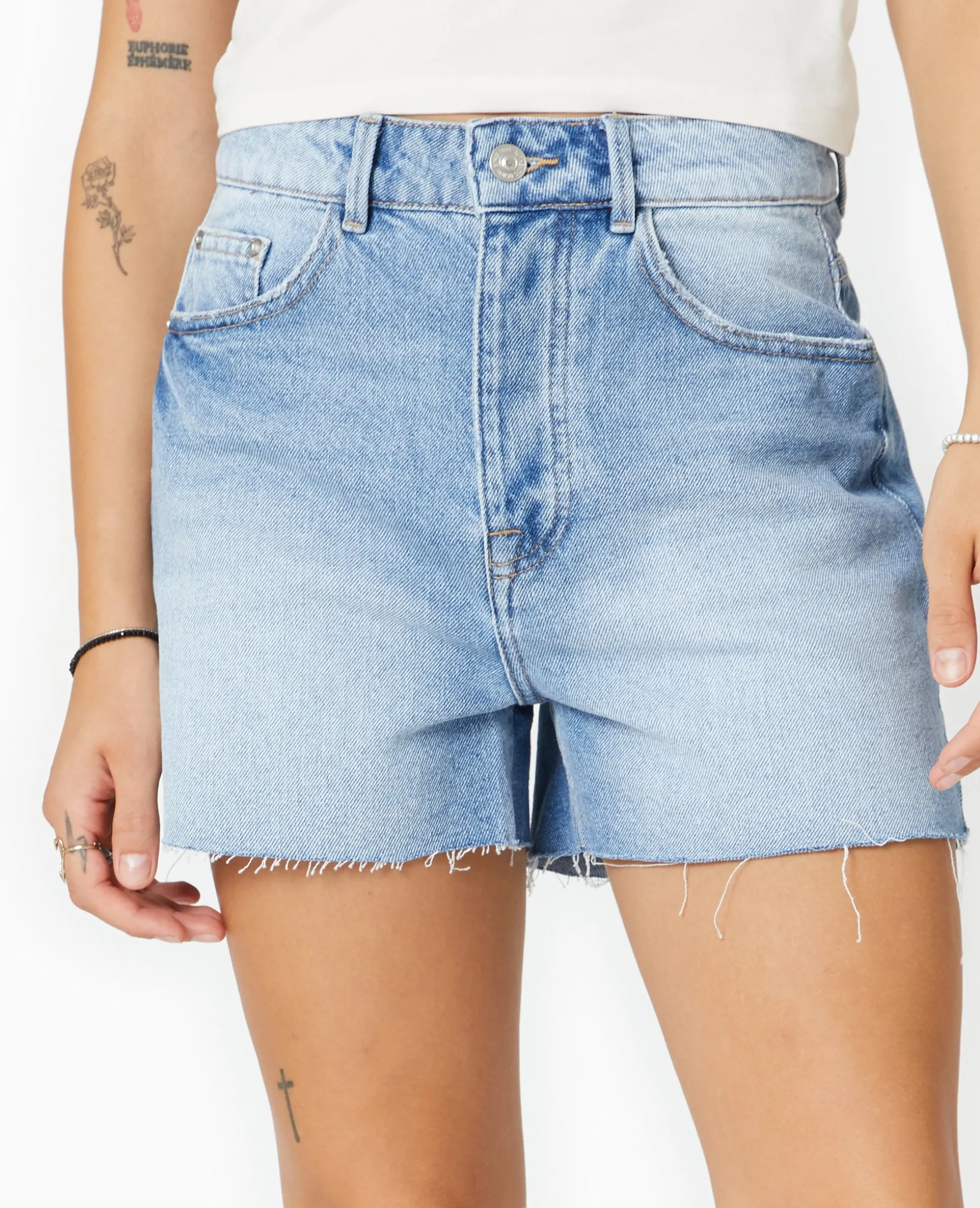 Short En Jean Taille Haute Bas Coupés - Bleu Clair