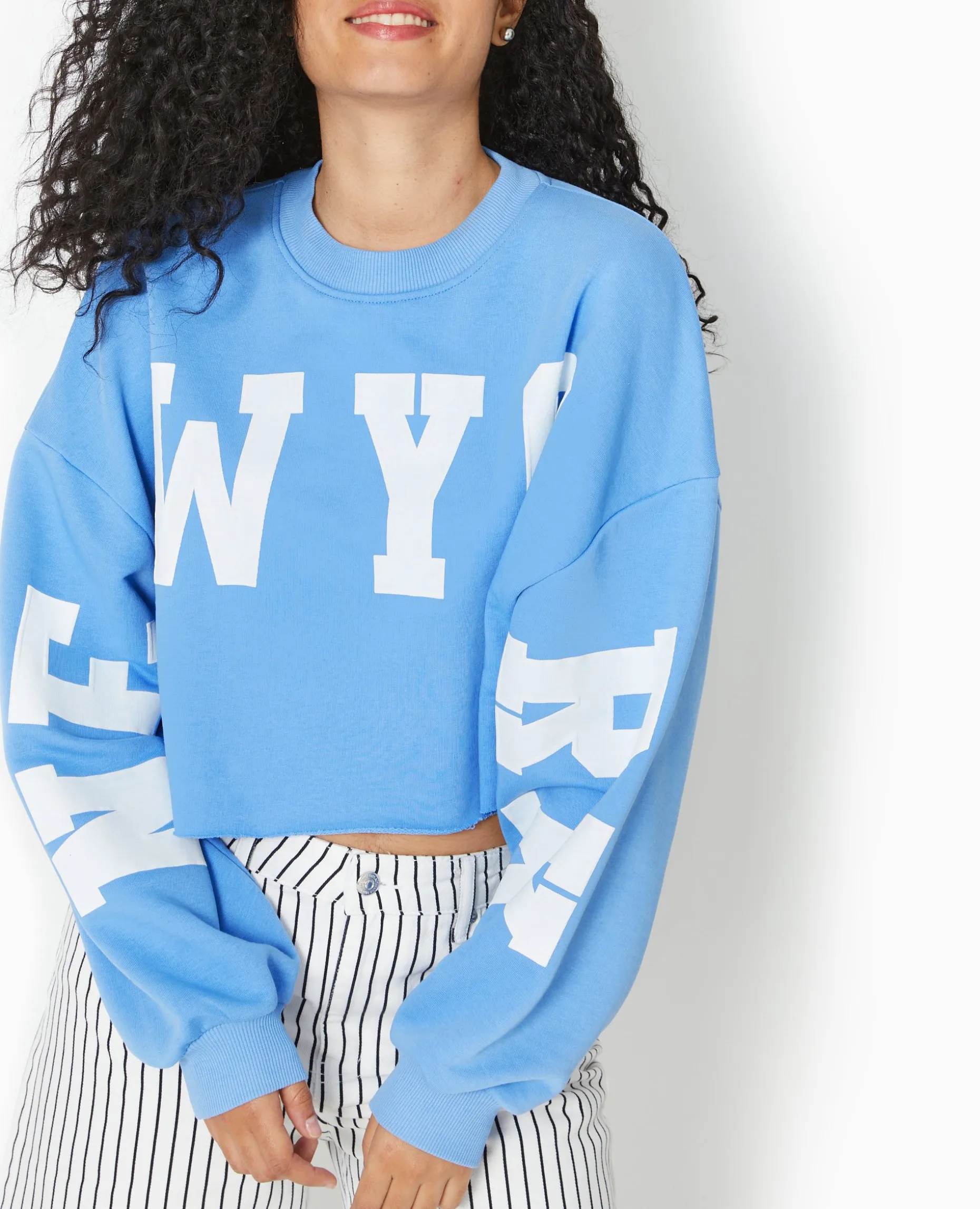 Sweat Cropped Base Coupée Avec NEW YORK - Bleu