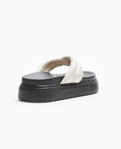 Tongs En Simili Avec Semelles Compensées - écru